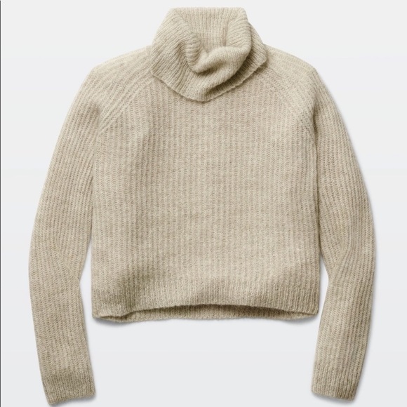 Aritzia Talula Lightweight Turtleneck Sweater - Picture 2 of 6